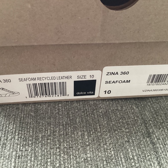 Dolce Vita Women's Zina 360 Lace-Up Sneakers, size 10 - Picture 7 of 13